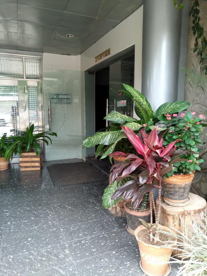 Crocodile Hotels And Restaurant Limited 카두나 외부 사진