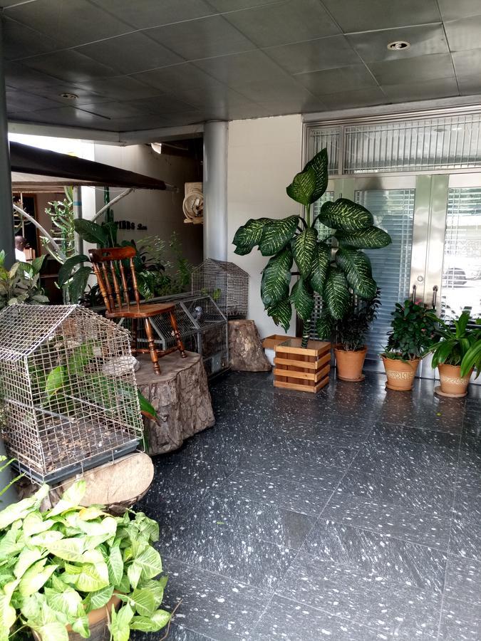 Crocodile Hotels And Restaurant Limited 카두나 외부 사진